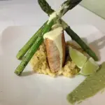 Risotto al pesce: una ricetta che valorizza tecnica, materia prima e precisione