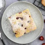 Crostata salata vegetariana con spinaci e feta