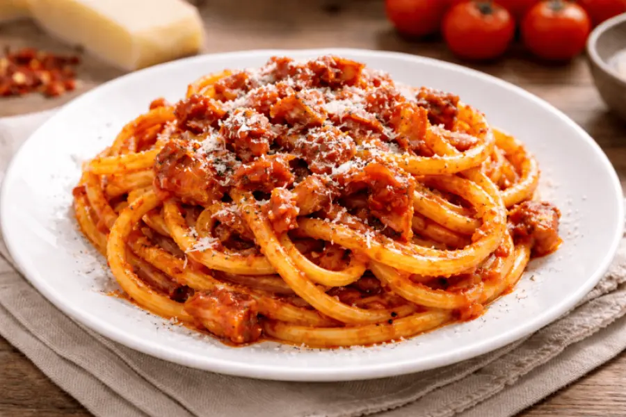 Come fare l’amatriciana classica? Ricetta e consigli